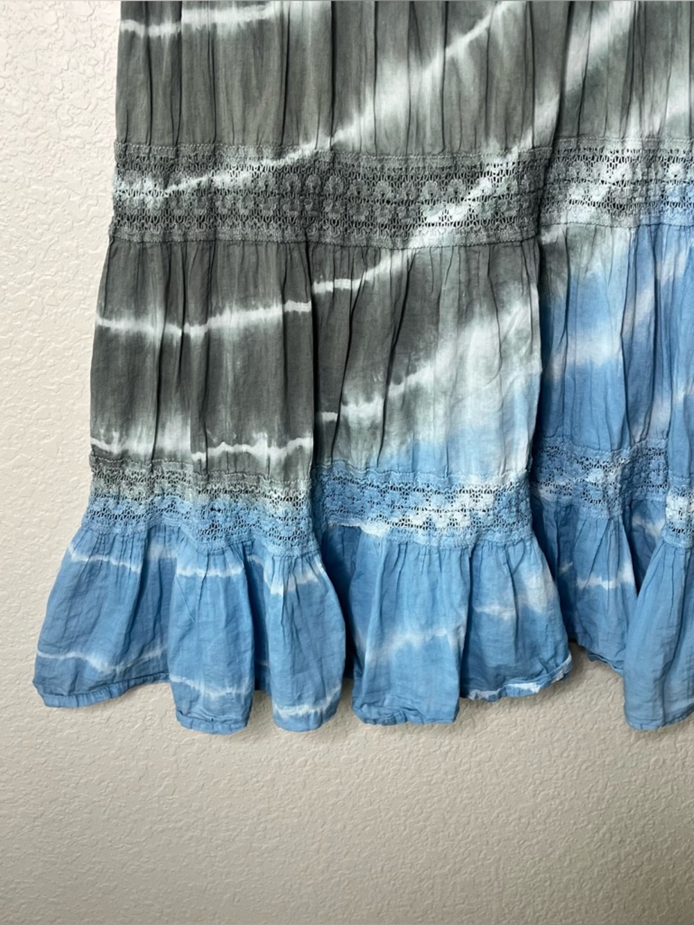Bohemian Cove Tie Dye Maxi Skirt Blue Gray Tiered Lace Boho Midi Skirt Medium - Picture 3 of 6